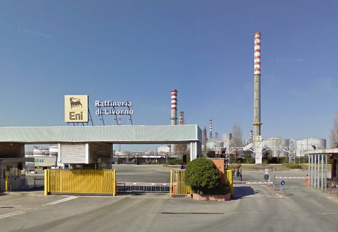Il Consiglio regionale chiede lumi a Eni sulla riconversione della raffineria di Stagno